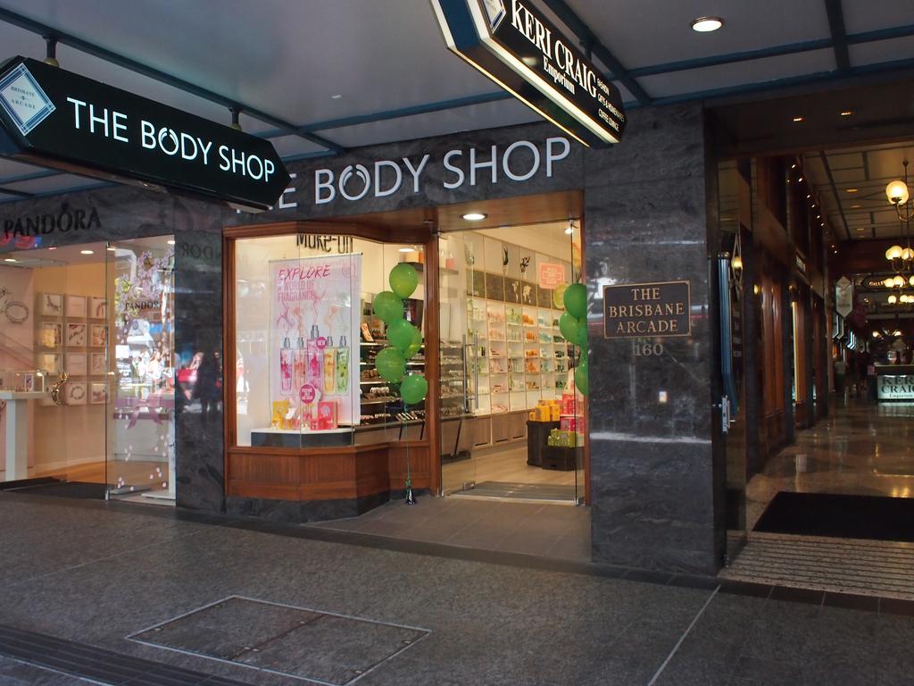 BjD5WCG body shop